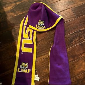 LSU hooded scarf with pockets